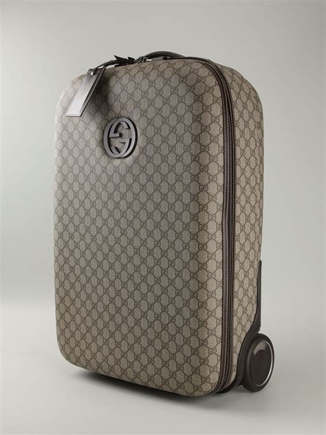 gucci travel bag with wheels